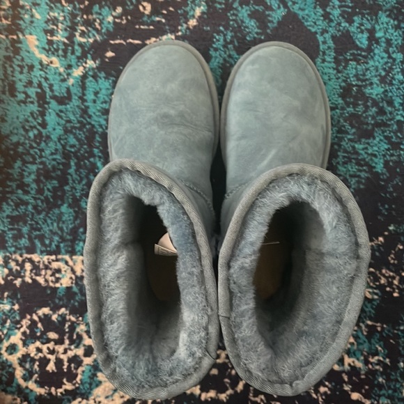 UGG W Classic Short II size 7 Balsam - Picture 3 of 5